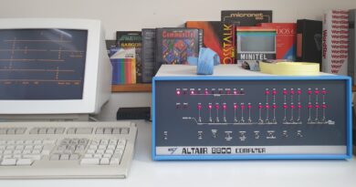 Experiencing the Altair 8800